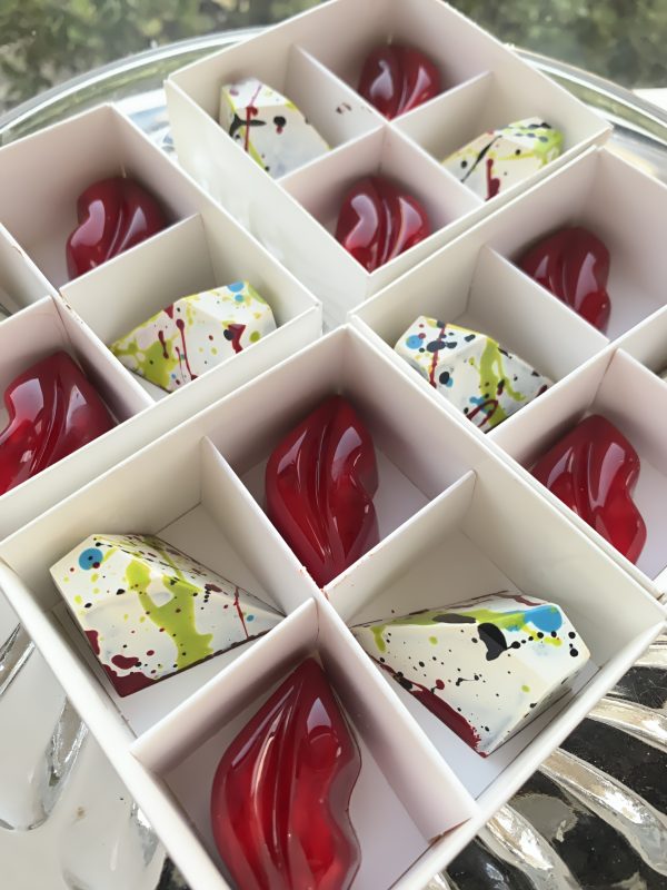 Hand-Painted Artisan Chocolates – Luxury Belgian Chocolate Gift Boxes (24)